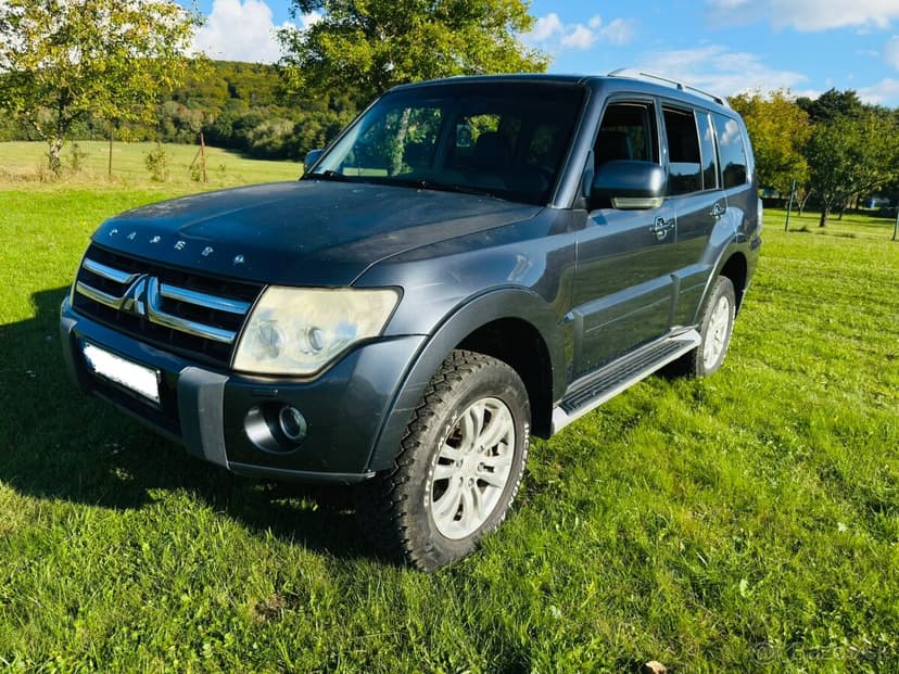 pajero 3.2 di-d 7 miestne 4x4