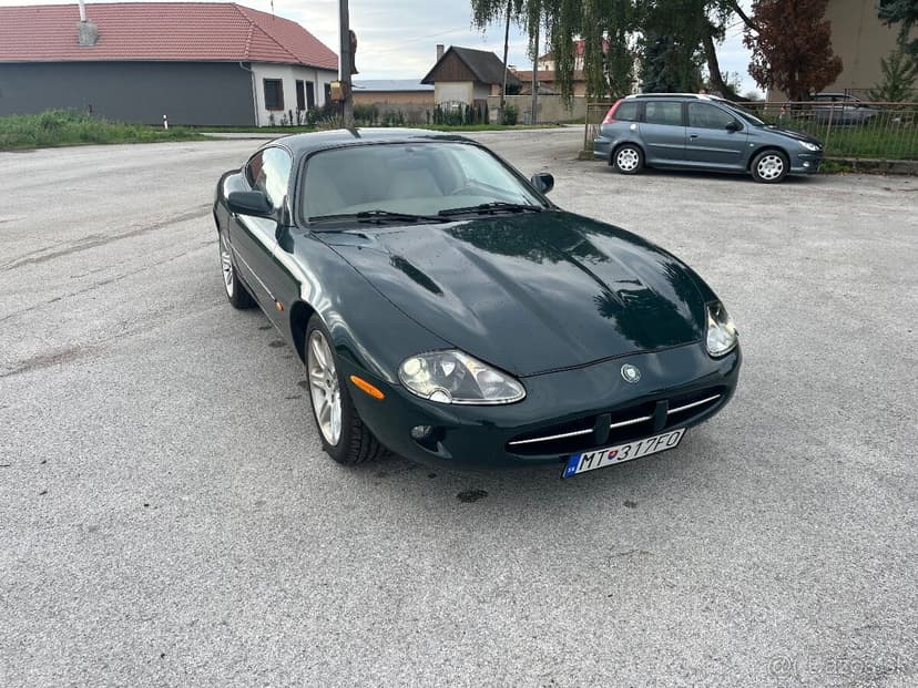 Jaguar XK8 4.0 V8