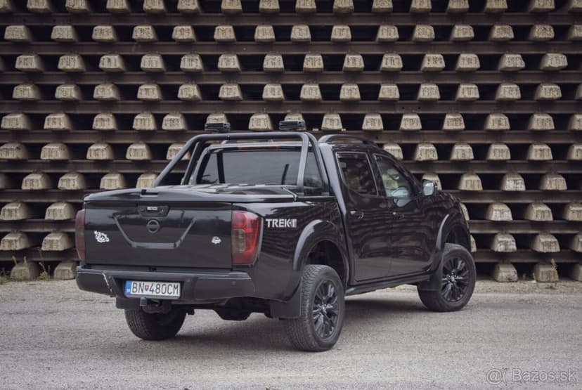 Nissan Navara Trek-1 Edition | Lift Kit | LED Rampa |