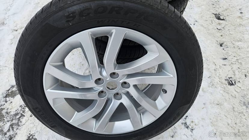 Originál Land Rover ALU kola R20 5x120 + Pirelli