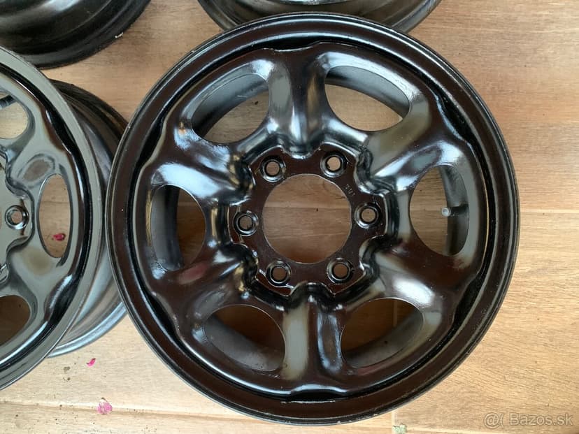 Disky Nissan Terrano 6J 6x139,7 R15