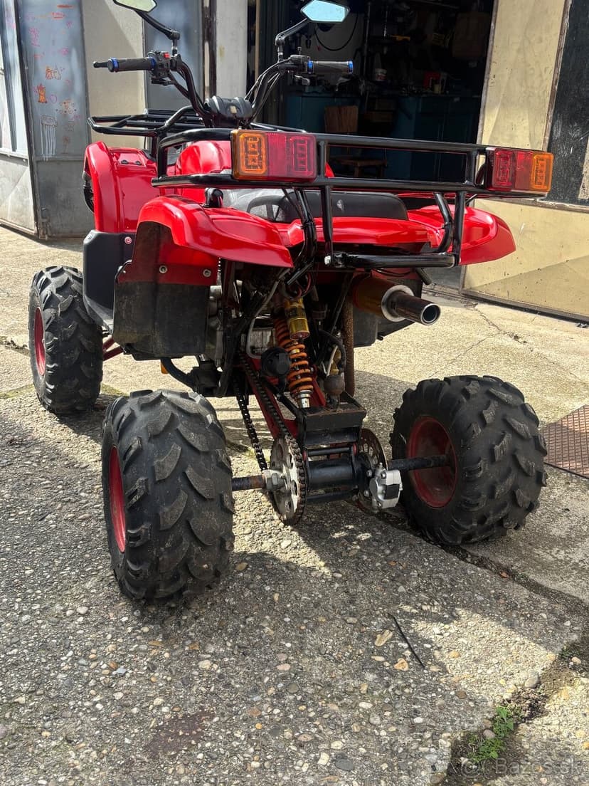 Štvorkolka ATV250