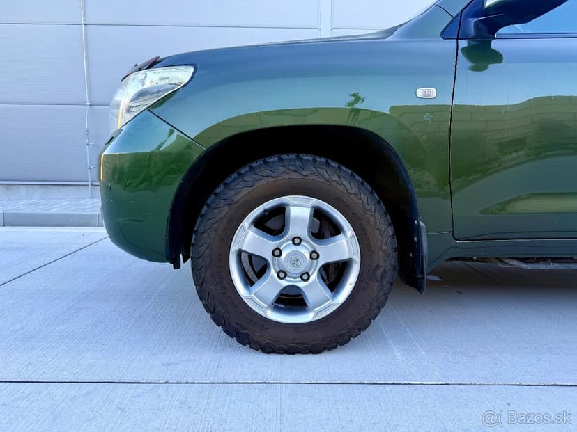 Toyota Land Cruiser 200 4.5 V8