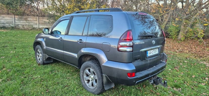 Toyota Land Cruiser 120