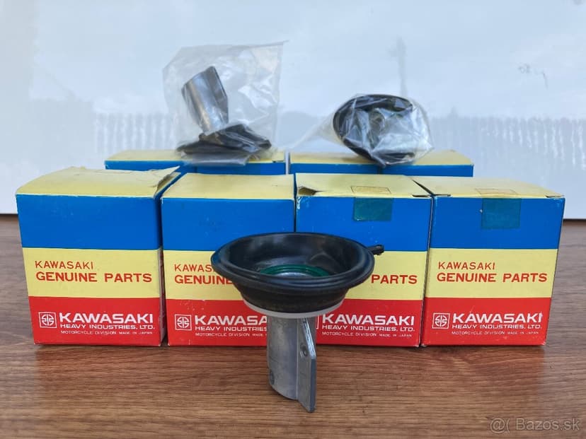 Nové vákuové piesty karburátora na Kawasaki KLX 650 a Kawa Z