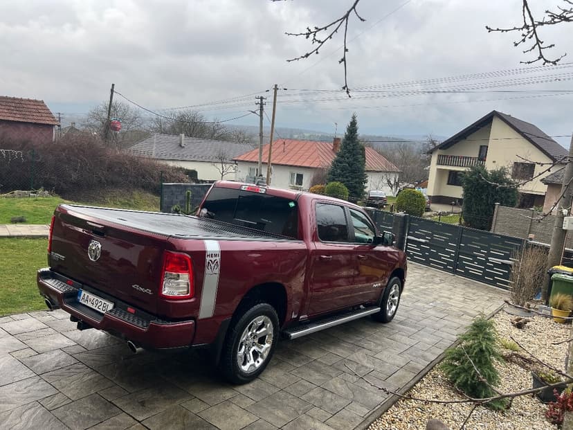 Dodge Ram 1500 5.7 Hemi