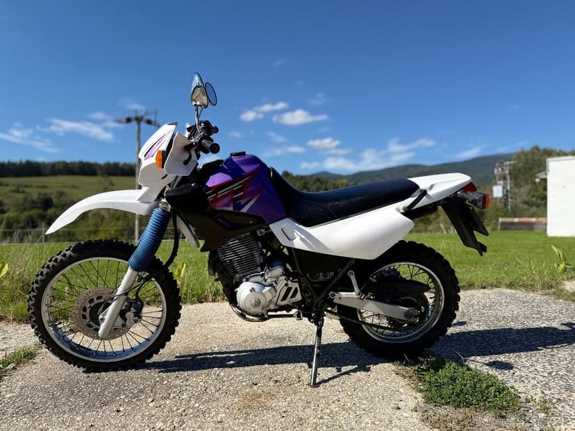 Yamaha xt600