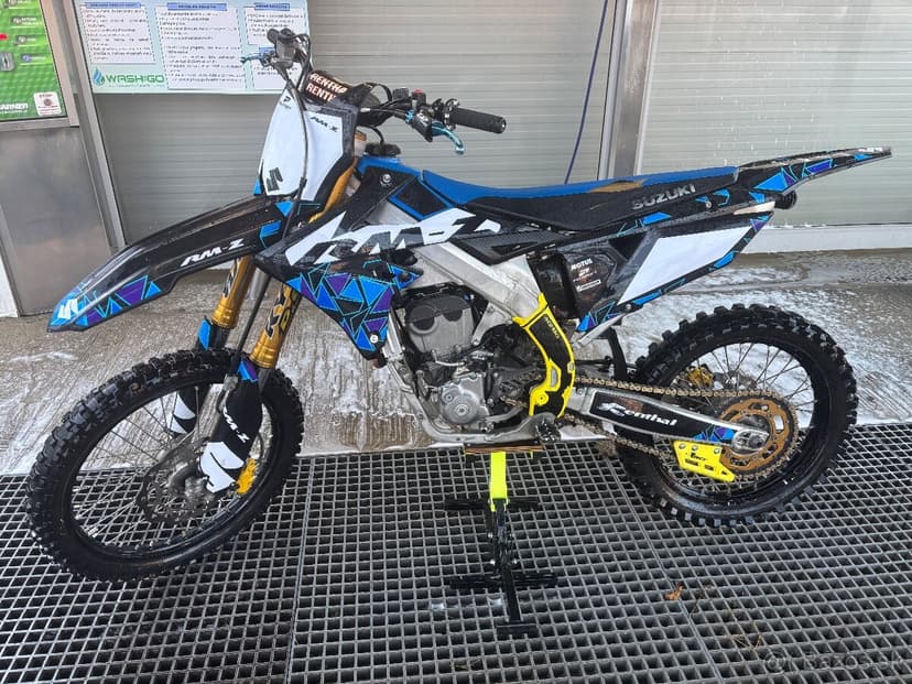 suzuki rmz 250  2021