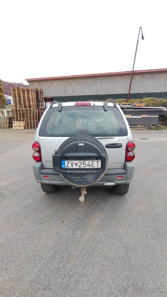 Predám Jeep Cherokee KJ 2.8 CRDi 120KW Manuál 6st