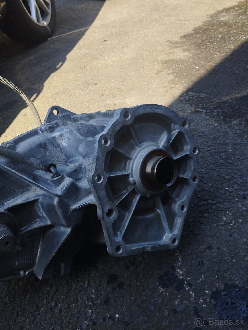 PRIDAVNÁ prevodovka Amarok 2012