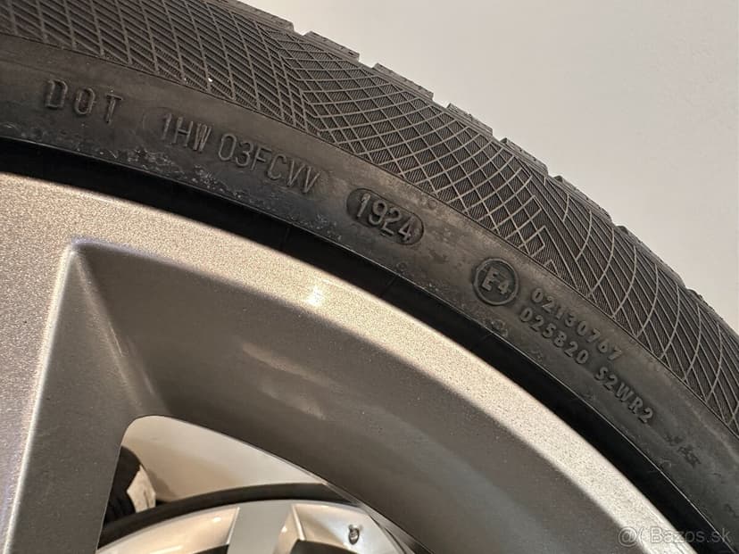 land rover r22 defender L8BM-1007-AD dot24