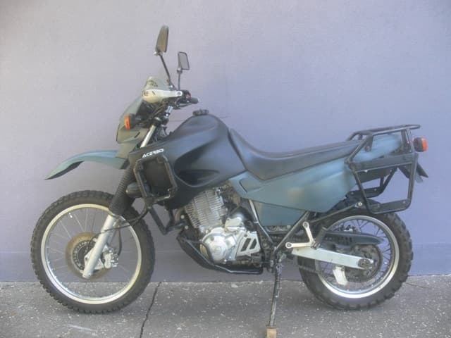 YAMAHA XT 600 E - Enduro