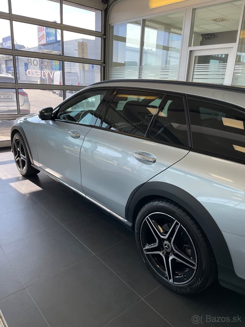 Mercedes-Benz E 220d 4MATIC All-Terrain AMG