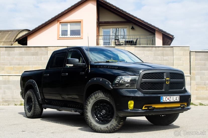 Dodge RAM 1500 5.7 HEMI