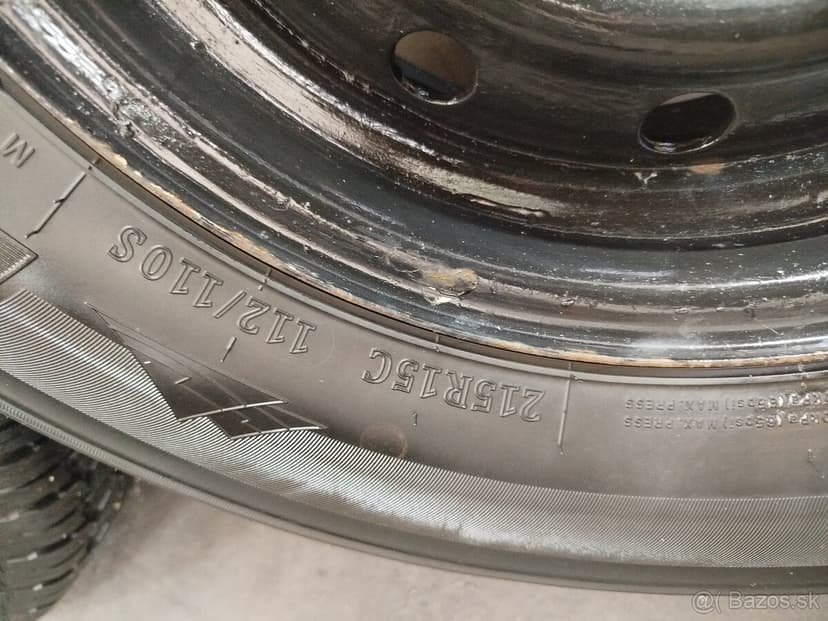 6x139.7 R15 215/r15c 160€ komplet celá sada