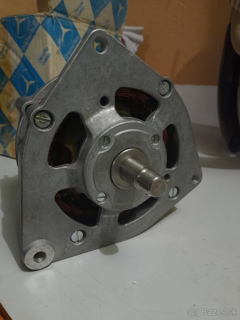 Alternátor  Mercedes