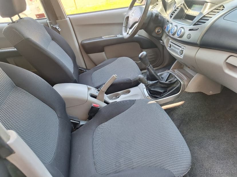 MITSUBISHI L200 4X4 NOVÁ STK EK 2027 KLÍMA ŤAŽNÉ