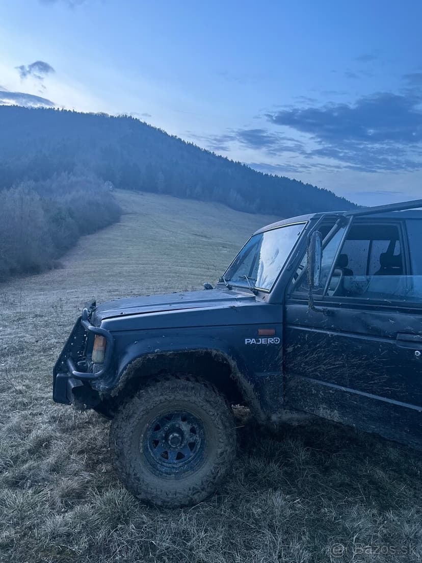 Mitsubishi Pajero 1