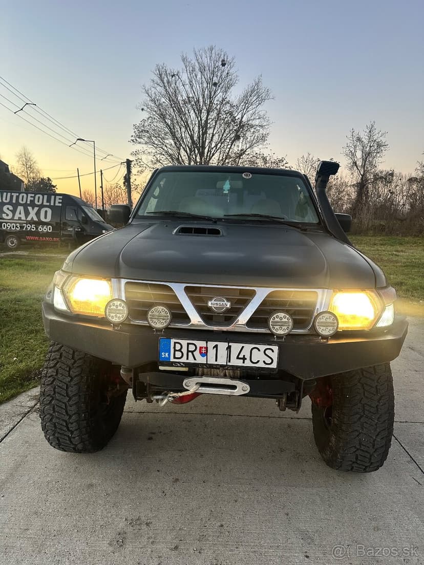 Nissan Patrol  3.0L