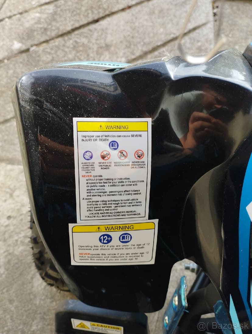 Predám štvorkolku beneo motors modrú