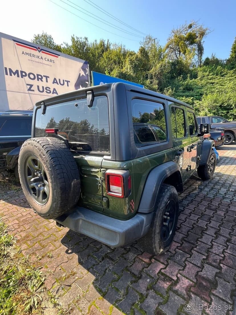 Jeep Wrangler 3.6 V6 2021 – poškozeno auto je v ČR