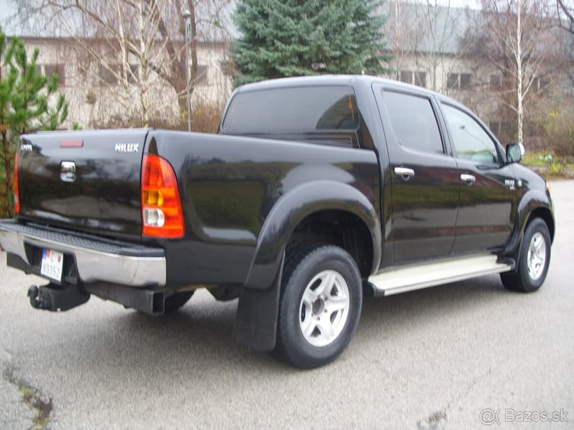 Toyota Hilux 2,5 D-4D  4x4 Zadná Uzávierka