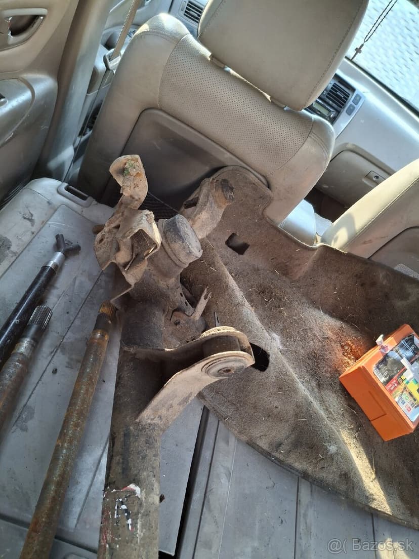 Predám jeep cheeroke xj