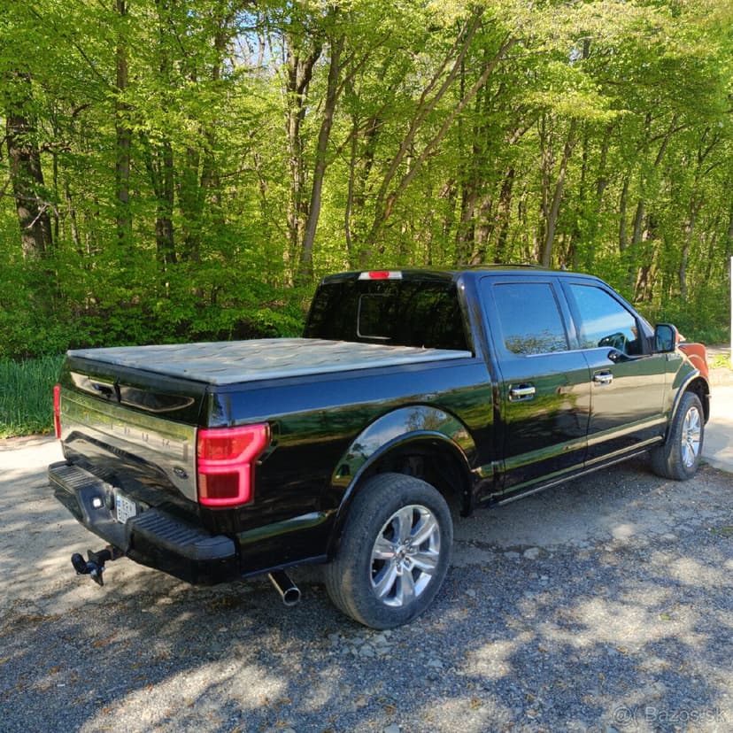 Predám USA pickup Ford F150 PLATINUM 2020
