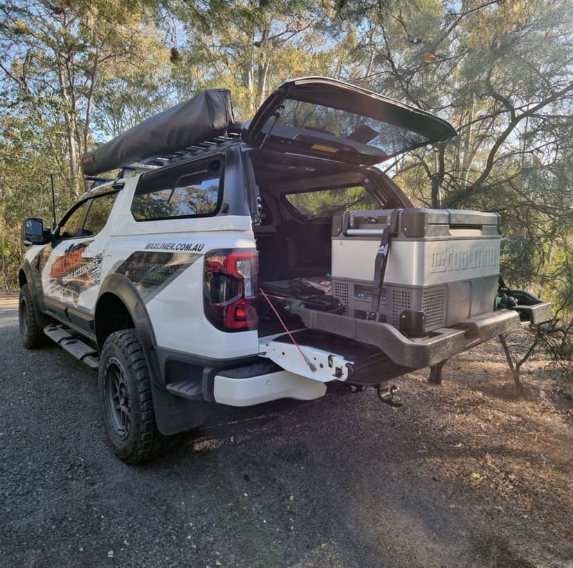 Výsuvná podlaha korby pickup MAXLINER