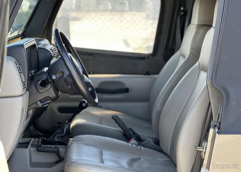 Jeep Wrangler 2.4i Sport 4x4 NAVIJÁK TAŽNÉ benzín manuál