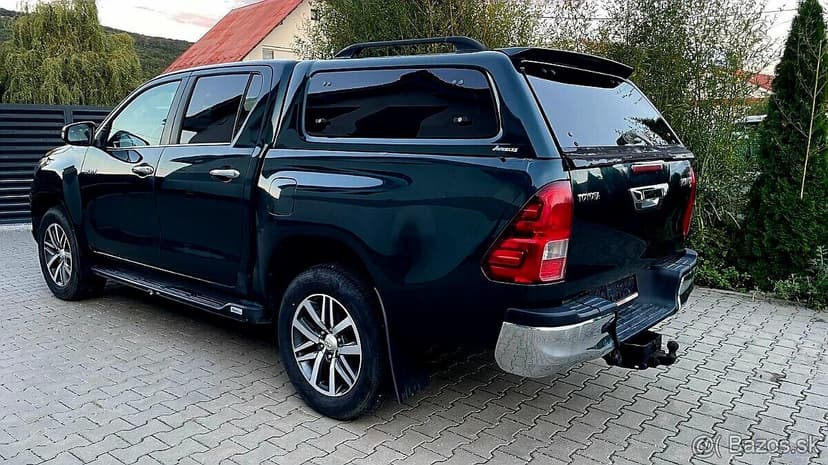 TOYOTA HILUX 2.4DI-D - PREDAJ AJ NA SPLÁTKY