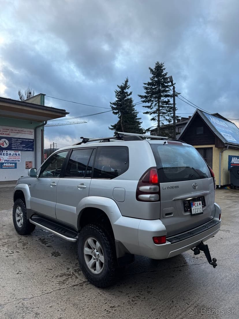 Toyota Land Cruiser 3.0 D-4D