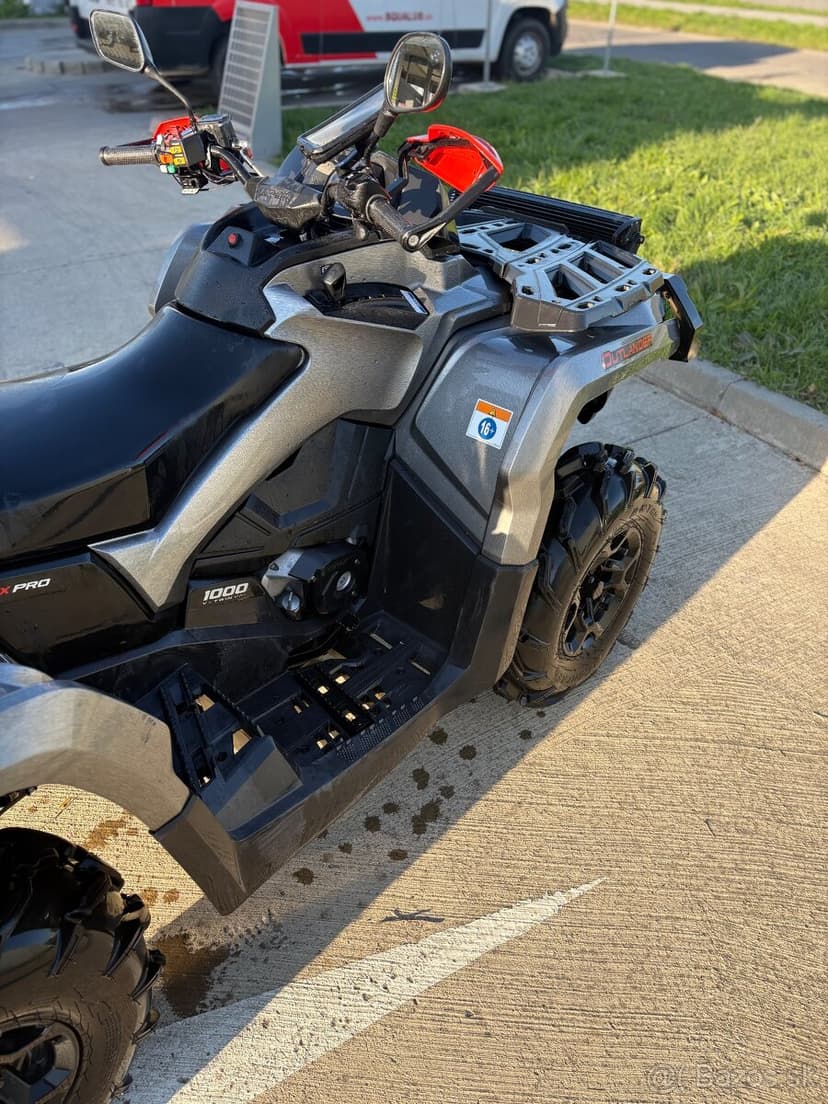 Can-Am outlander 1000