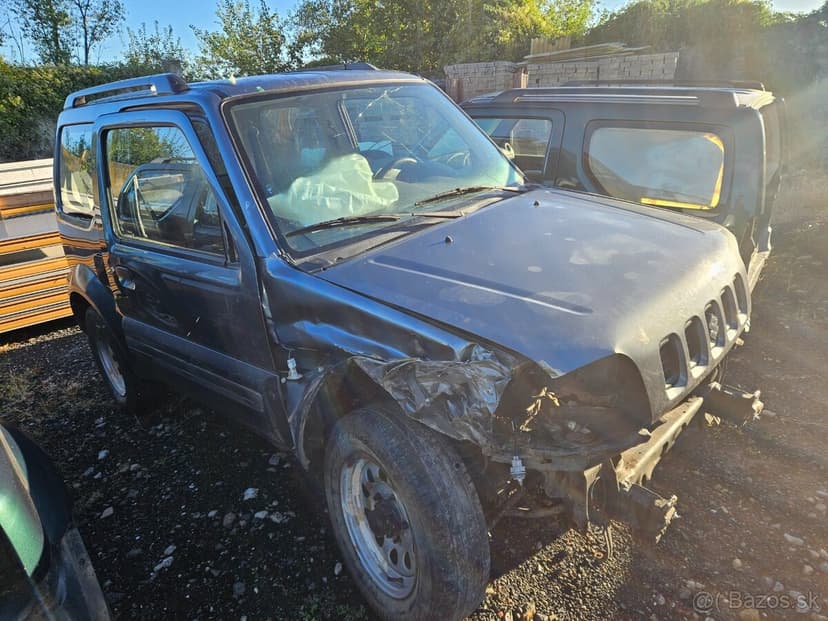 Suzuki Jimny - náhradní díly - CZ, Slaný - vrakoviště