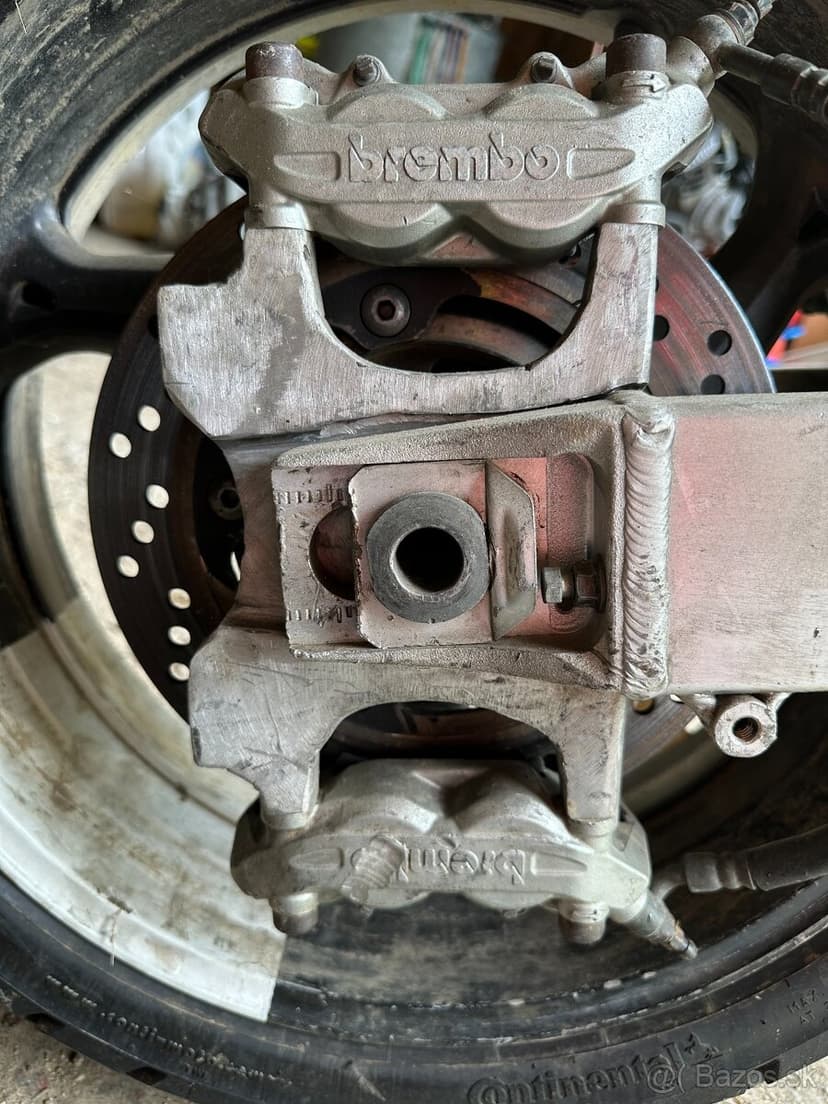 Predám SUZUKI GSXR 600 STUNT