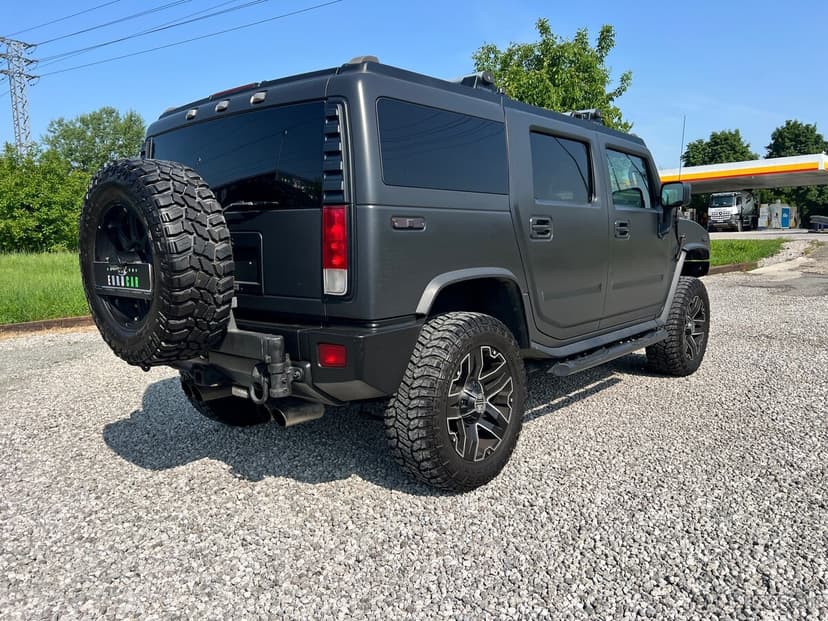 Hummer H2 Magna Charger