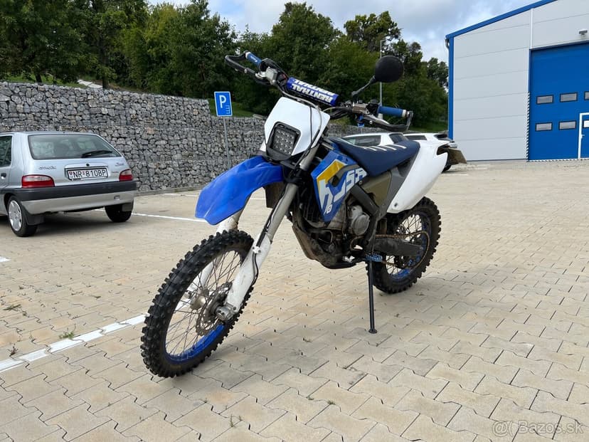 Husaberg 390 FE ročník 2009