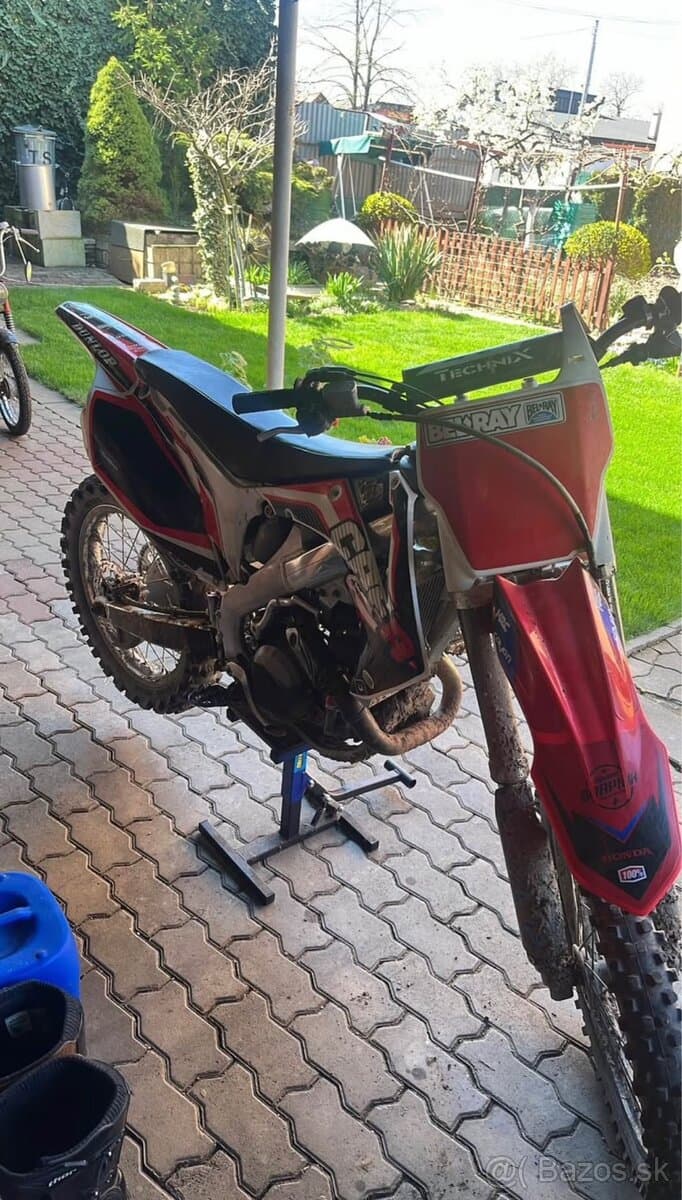 Predám/vymenim Honda CRF450r 2010 vstrek