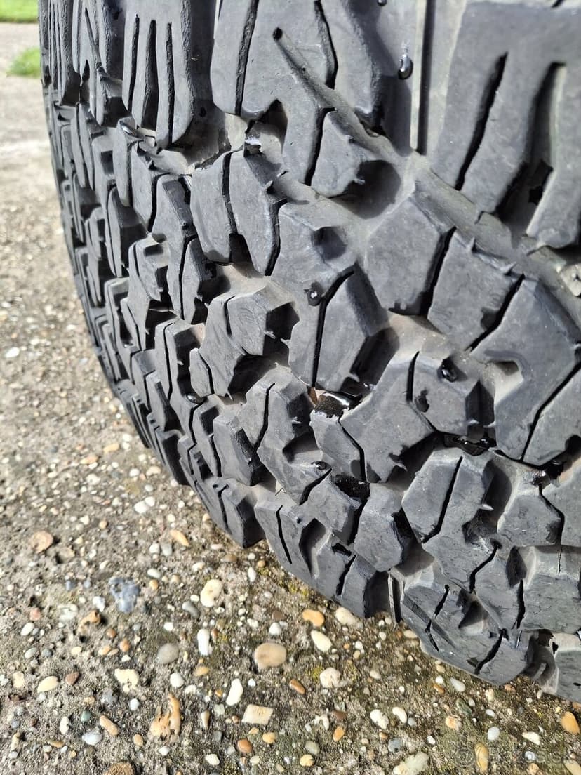 DIRT AT 20˝ disky + pneumatiky