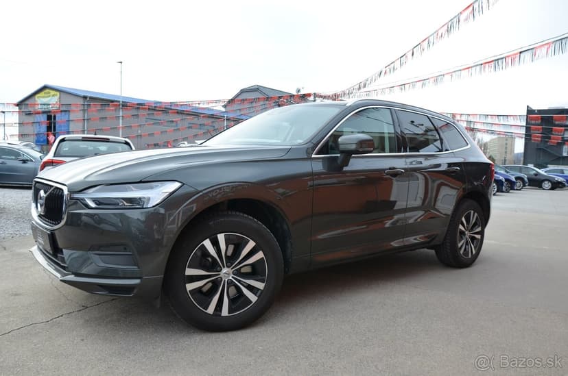 Volvo XC60 T4 Momentum Pro 8A/T