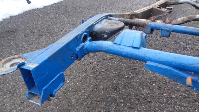 Suzuki Jimny  ram šasy jimny  benzín