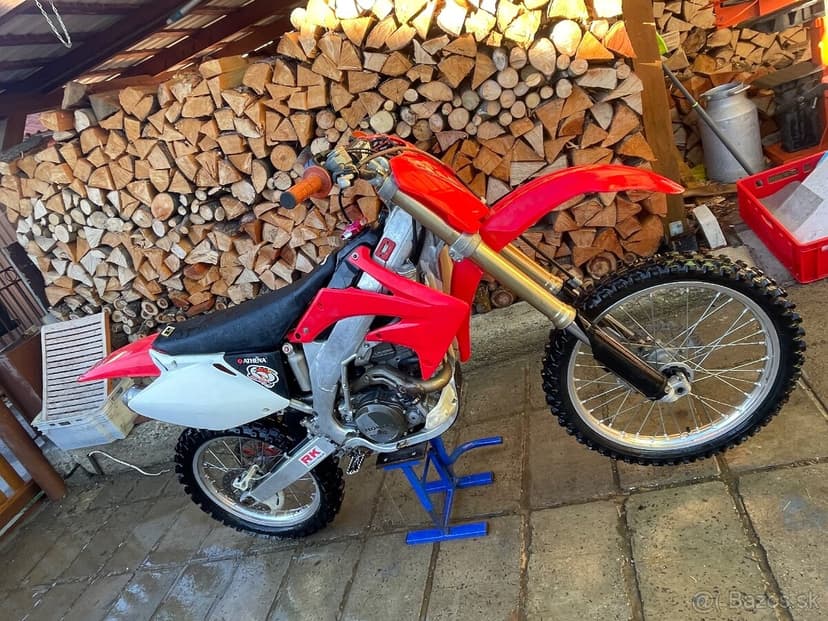 Predám crf 450 plné funkčná