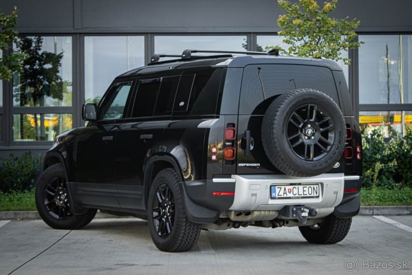 Land Rover Defender 2.0D 4x4 / SVK / 1.M / AJ NA SPLÁTKY /