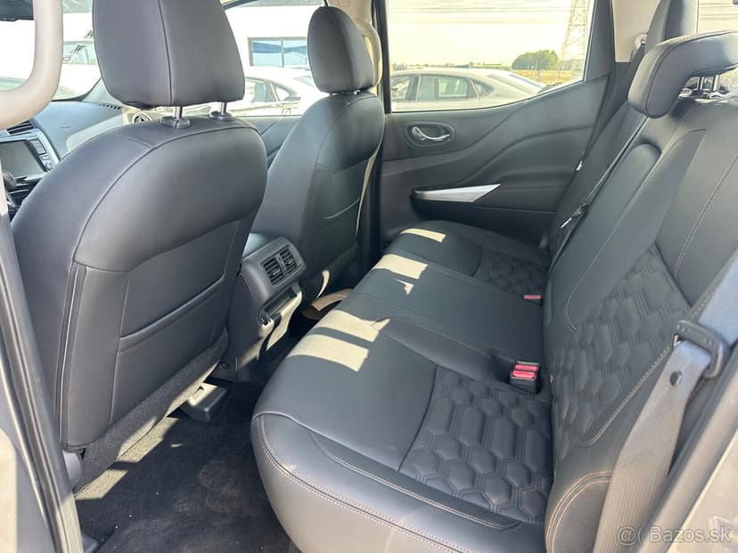 2024 Nissan Navara 2,5 Benzin DPH Predvadzacka len 500km
