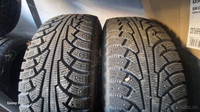 Predam pneu znacky NOKIAN 265 /70 r16  112 T
