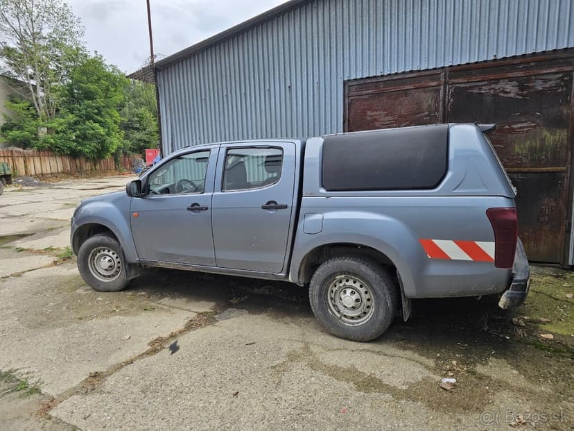 ISUZU D-max