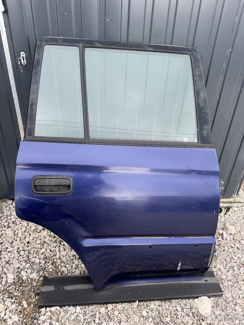Predám dvere na toyotu land cruiser 95