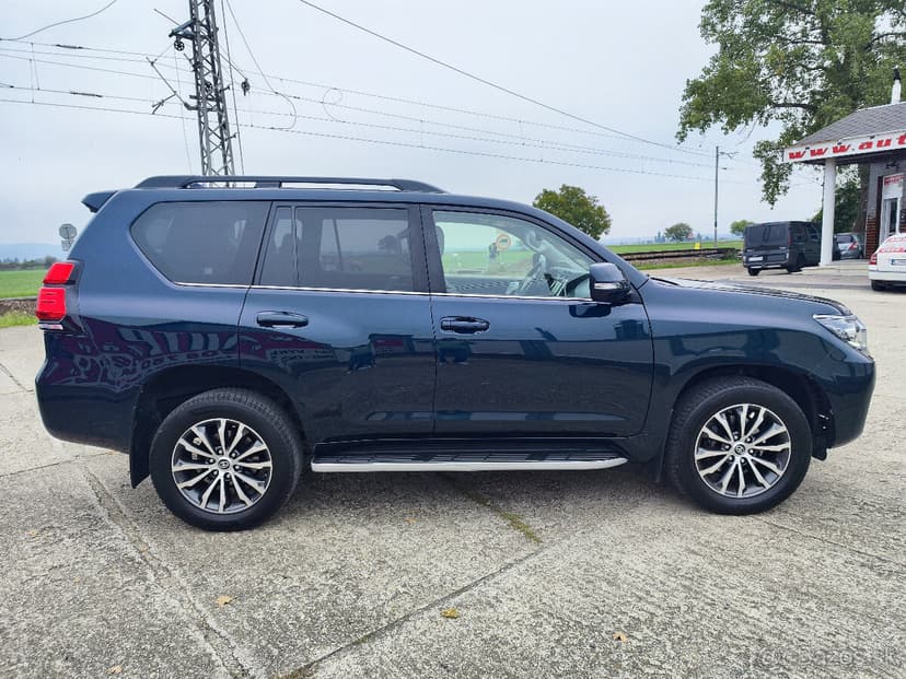 Toyota Land Cruiser 2.8 D-4D Executive A/T
