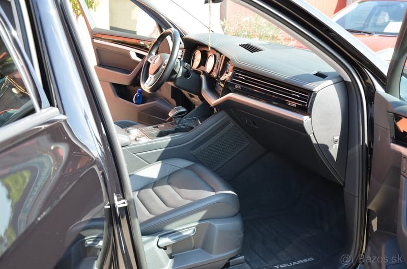 Volkswagen Touareg 3.0 TDI 170kw, AT/8