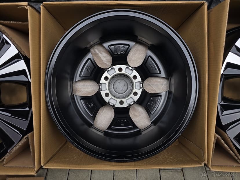 6x139,7 R19 Toyota Hilux Land Cruiser Nepoužite